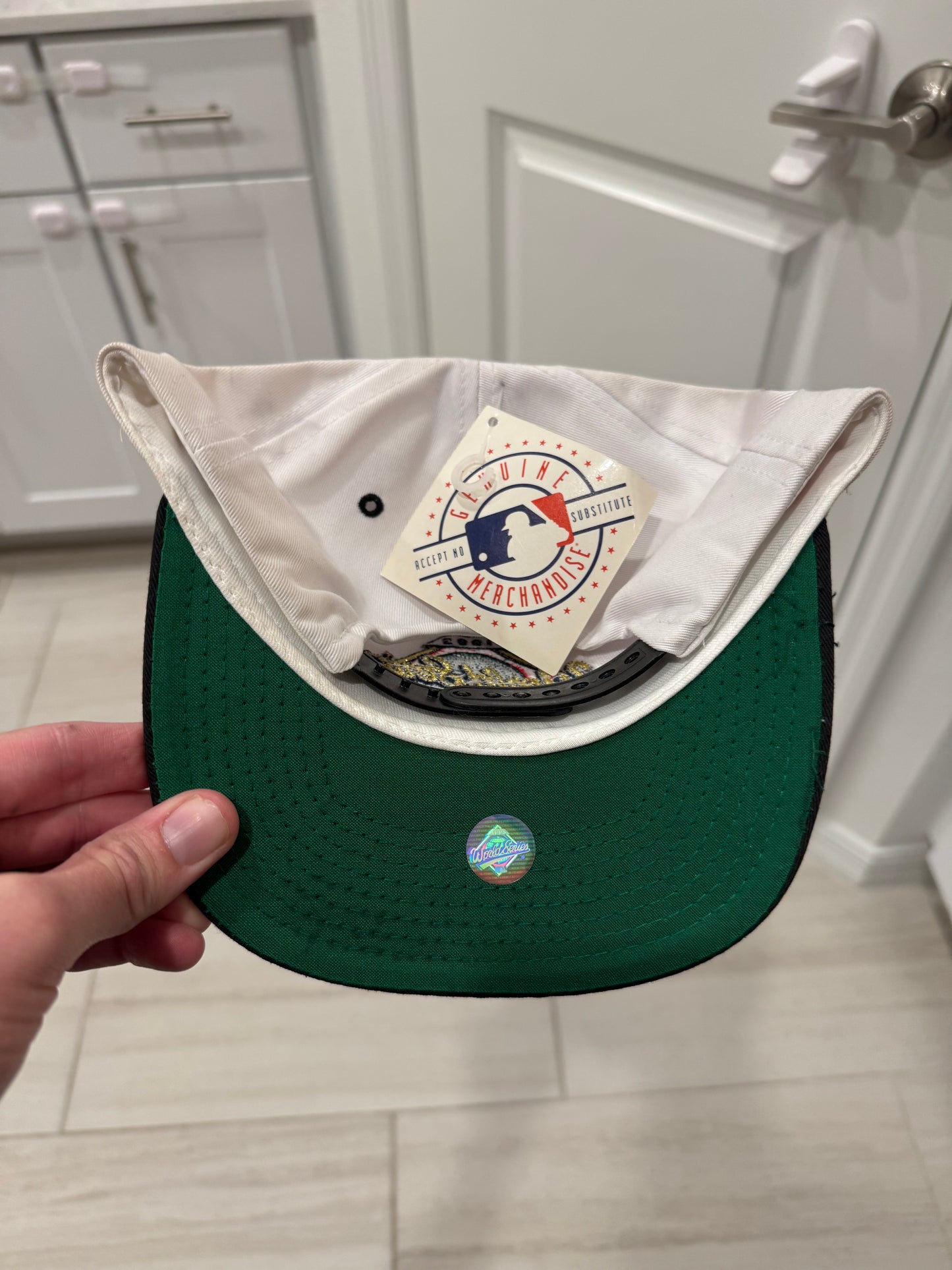 Vintage NWT Phillies World Series SnapBack